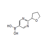 2-(四氢-2-呋喃基)嘧啶-5-硼酸