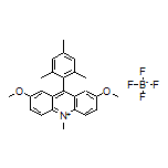 9-均三甲苯基-2,7-二甲氧基-10-甲基-10-吖啶鎓四氟硼酸盐